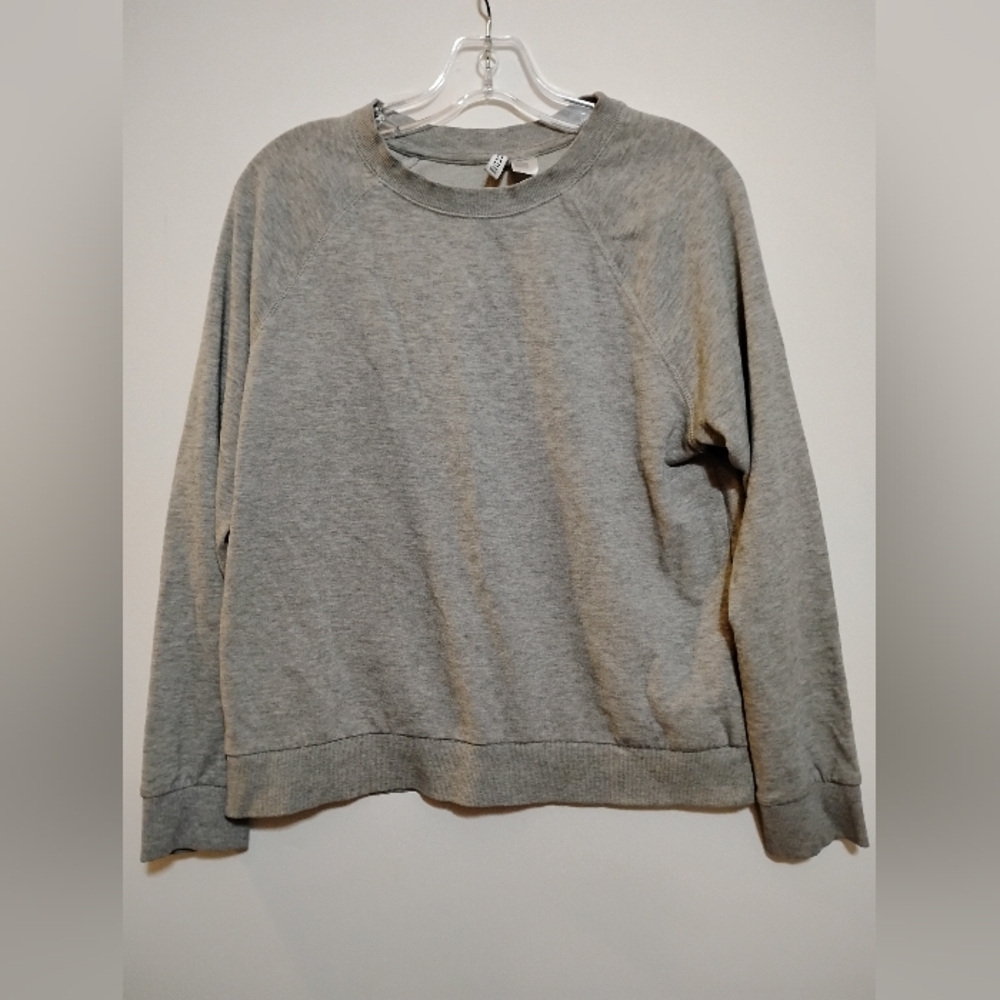 DIVIDED H&M BASIC Gray Crewneck Long Sleeve Sweatshirt 77%Cotton 17%Polyester M